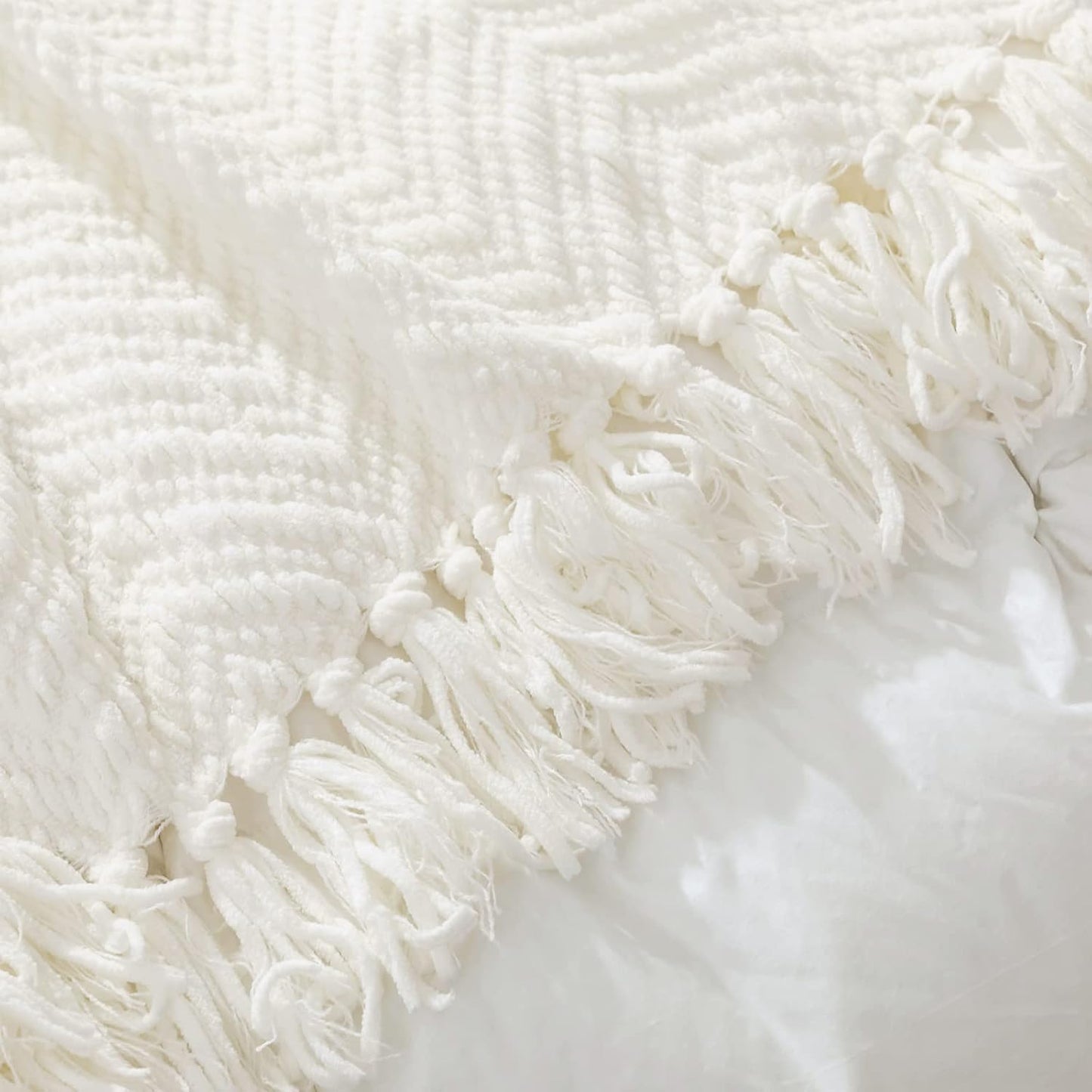 Panku Decorative Herringbone Faux Cashmere Blanket Throw with Fringe, Lightweight Soft Cashmere like Chevron Throw Blanket with Tassels for Couch Sofa Chair, Farmhouse Boho Blanket 50X60 Cream Old
